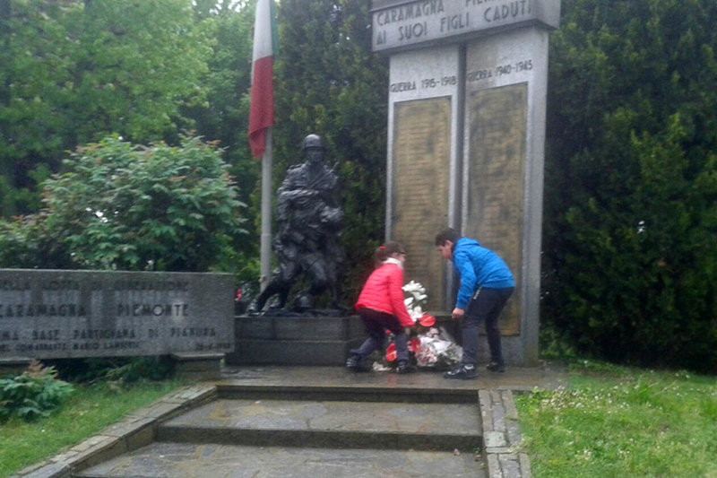 Commemorazione al Monumento dei Caduti